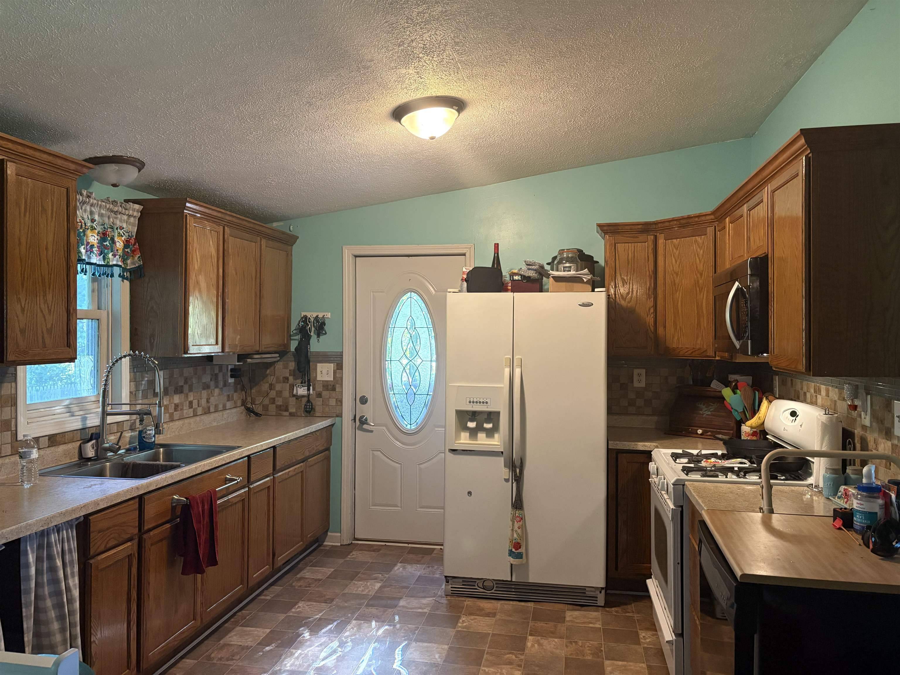 15887 Hemlock RD, Brady Twp, MI 48649