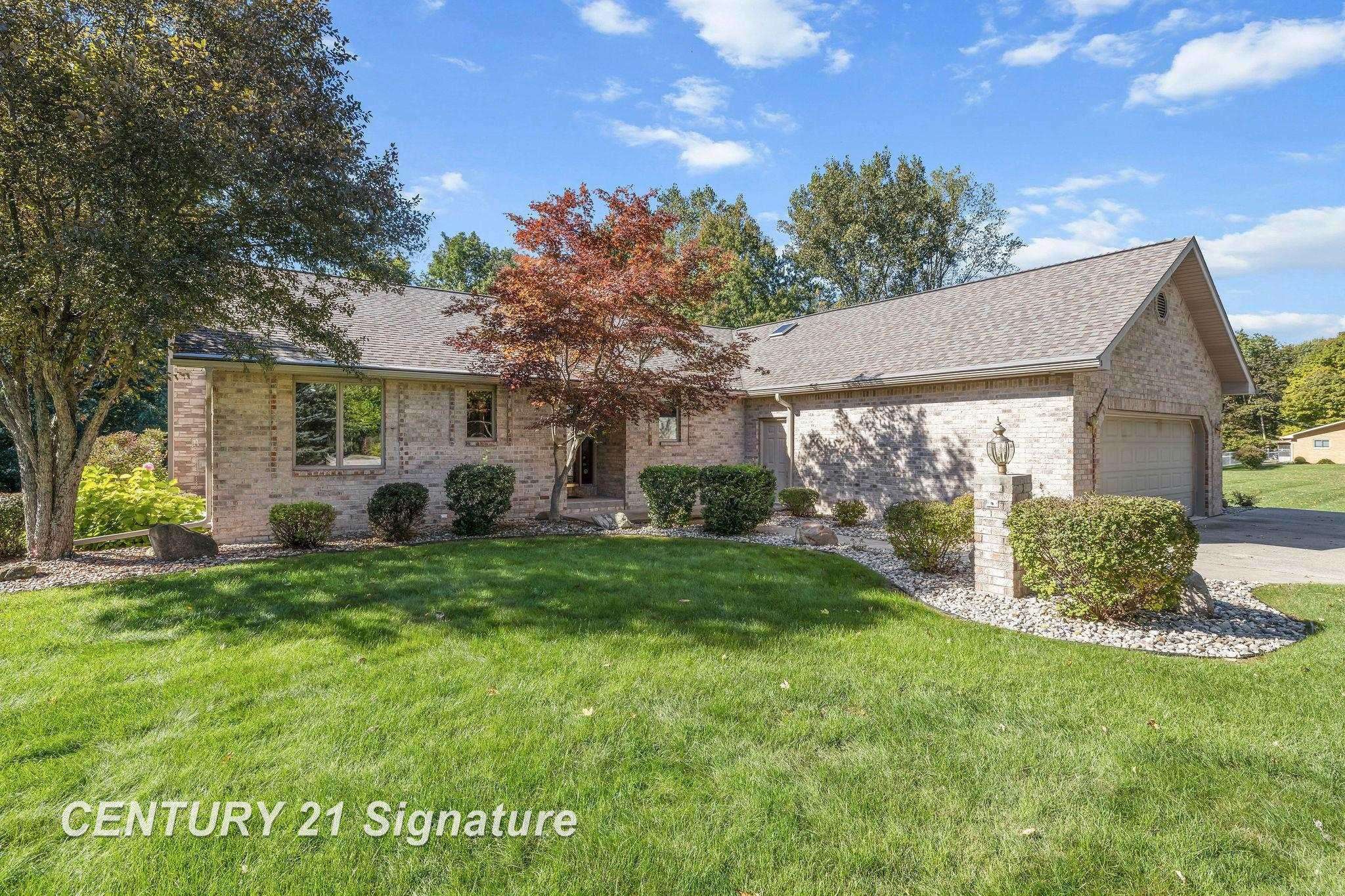 3137 Midland RD, Saginaw Twp, MI 48603