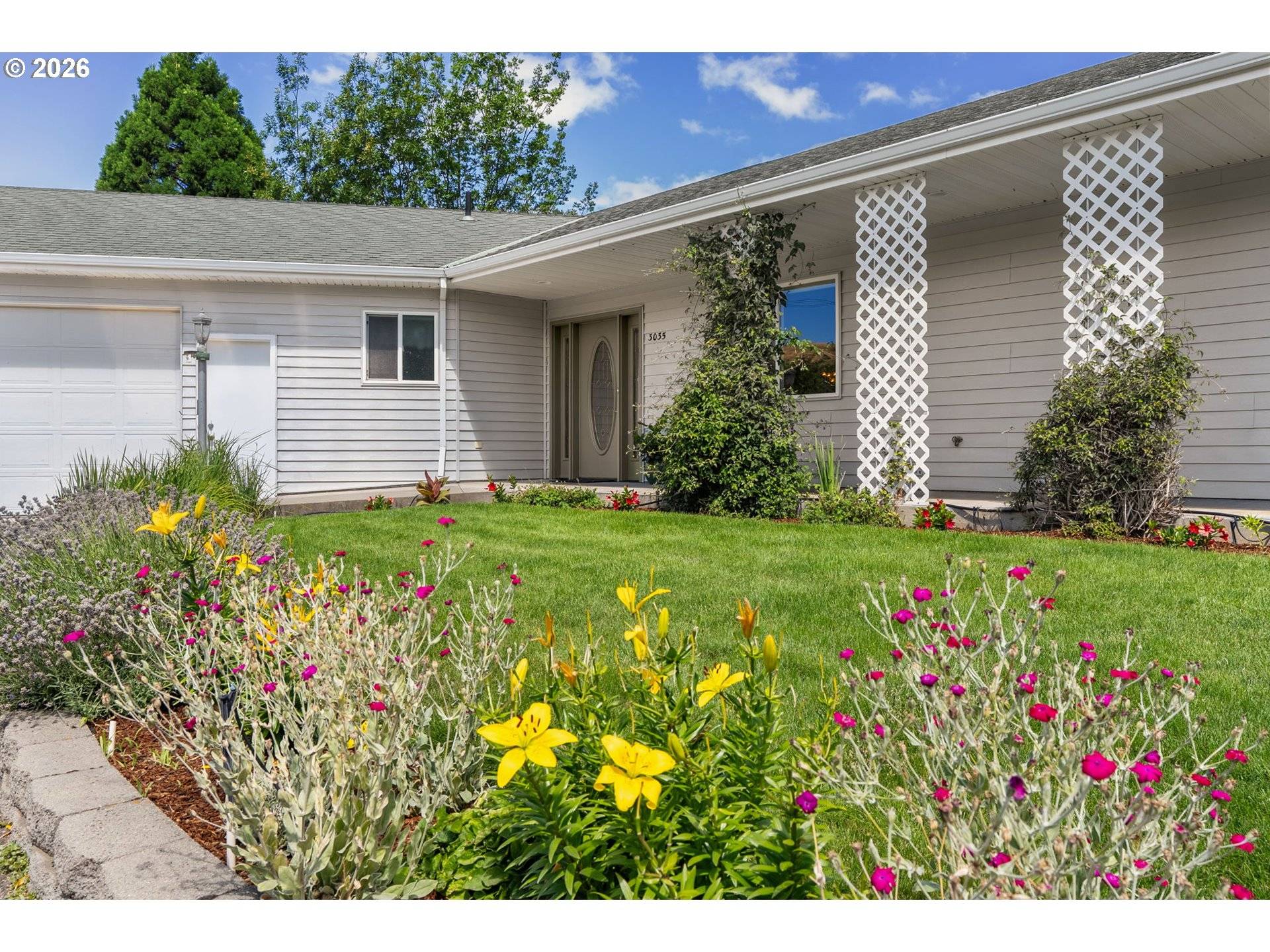 3035 E 12TH ST, The Dalles, OR 97058