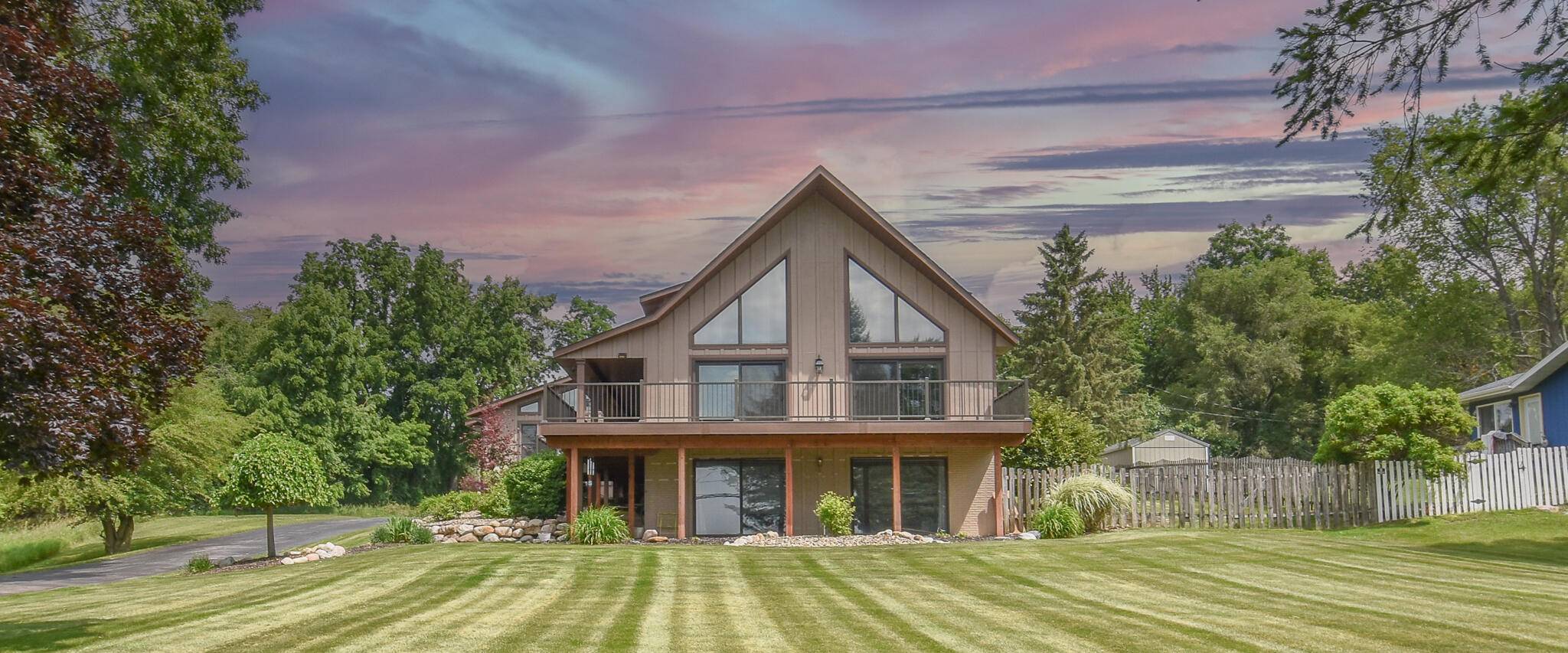214 Narrows RD, Coldwater, MI 49036