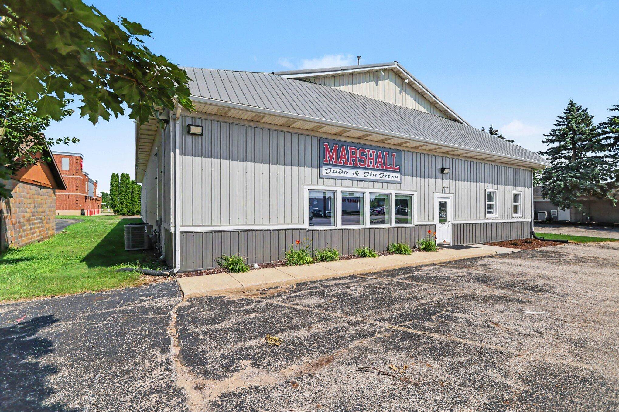 126 West DR N, Marshall City, MI 49068