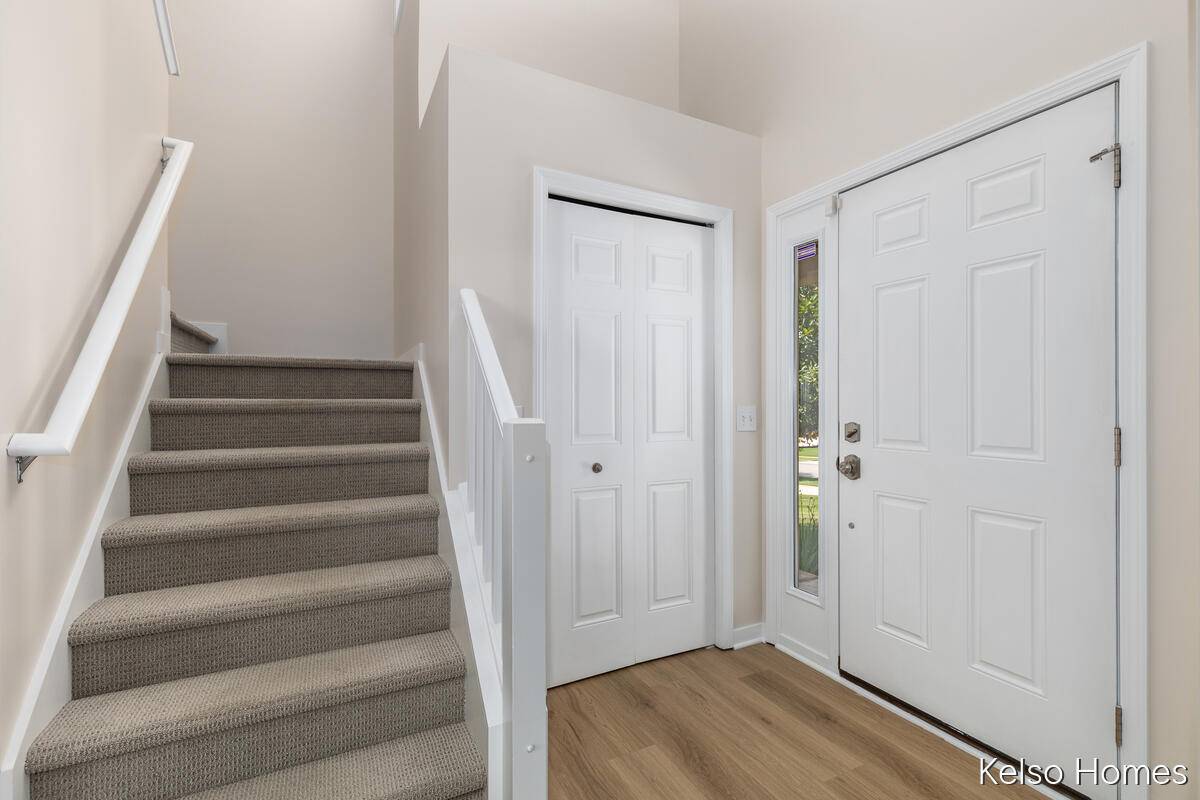 2222 Beatrice DR NE, Grand Rapids Twp, MI 49505