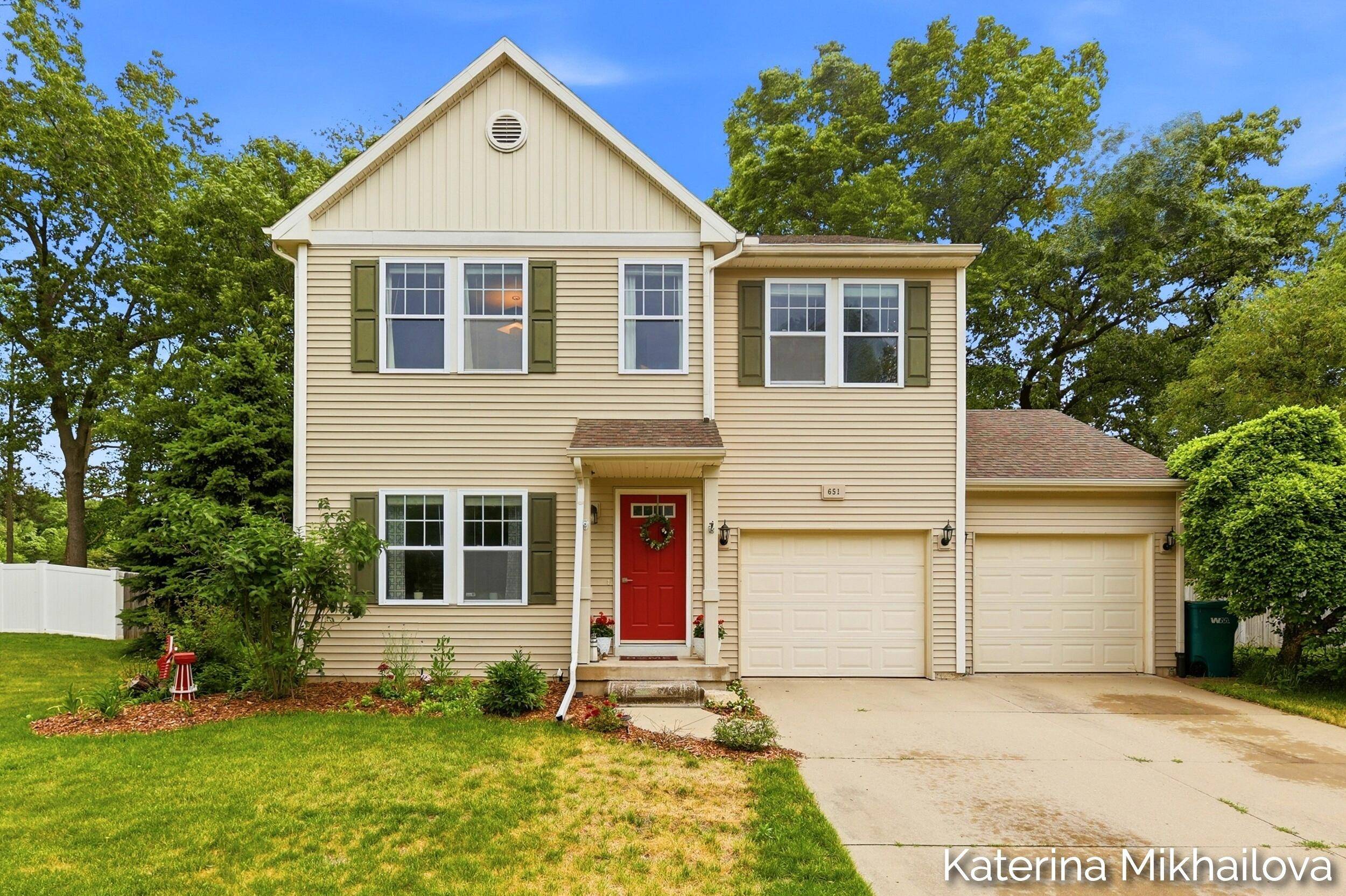 651 Ludington AVE, Portage City, MI 49002