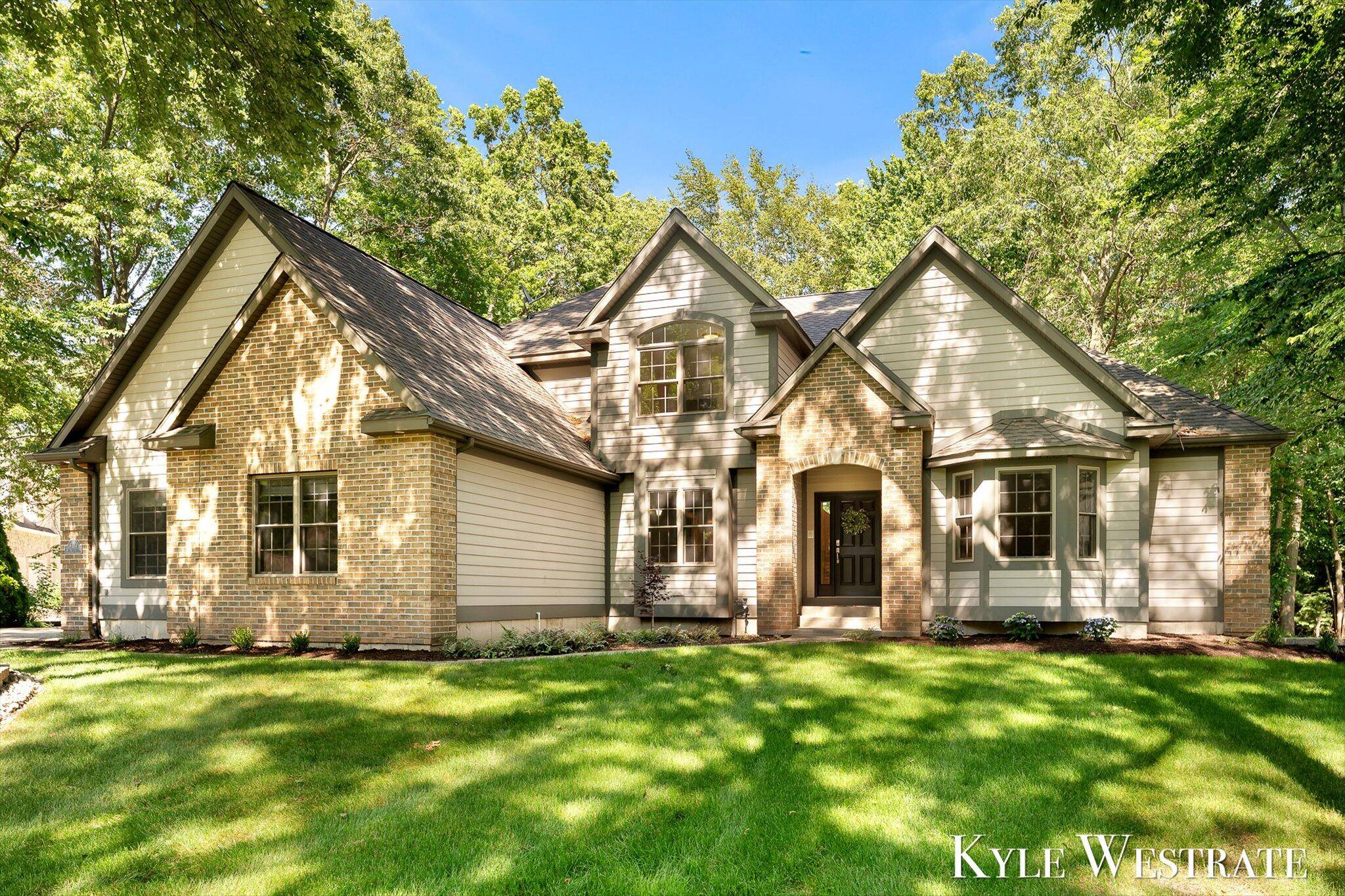 6334 Red Rock CT, Norton Shores City, MI 49444