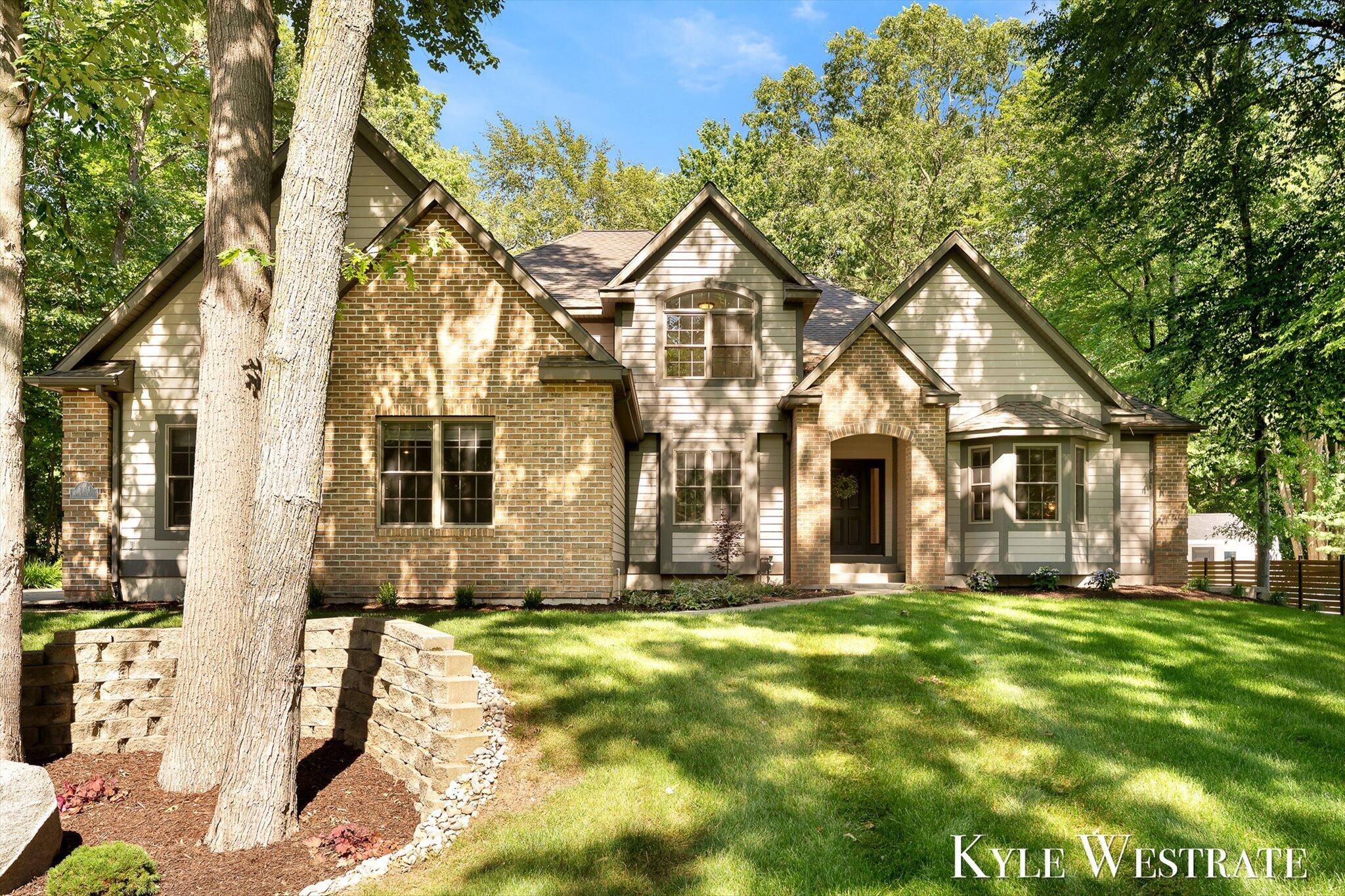 6334 Red Rock CT, Norton Shores City, MI 49444