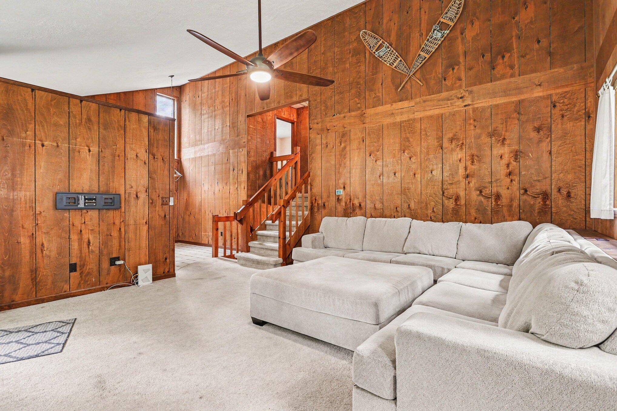 5820 Windy Acres LN, Berrien Twp, MI 49103