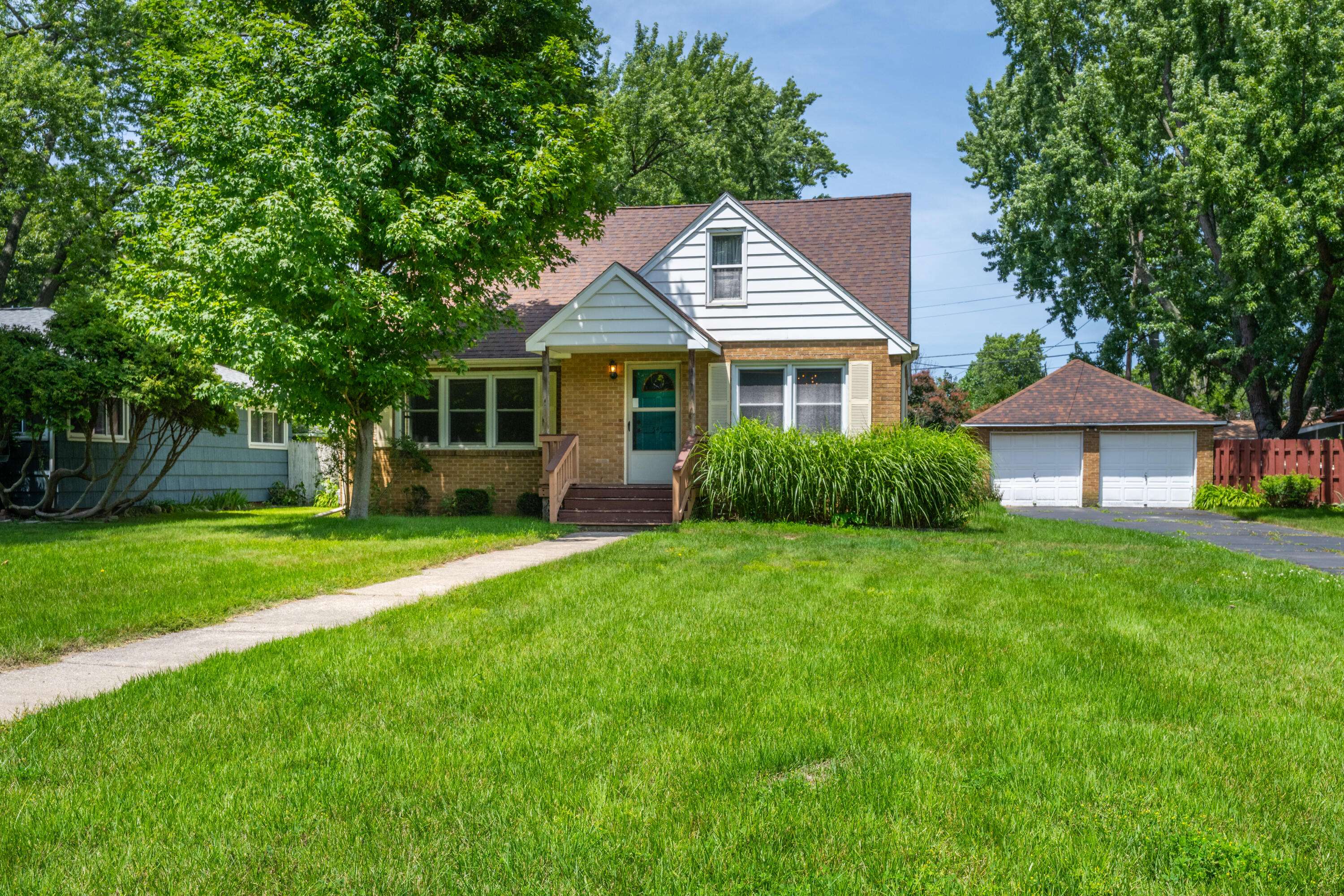 545 Western AVE, St. Joseph Twp, MI 49022