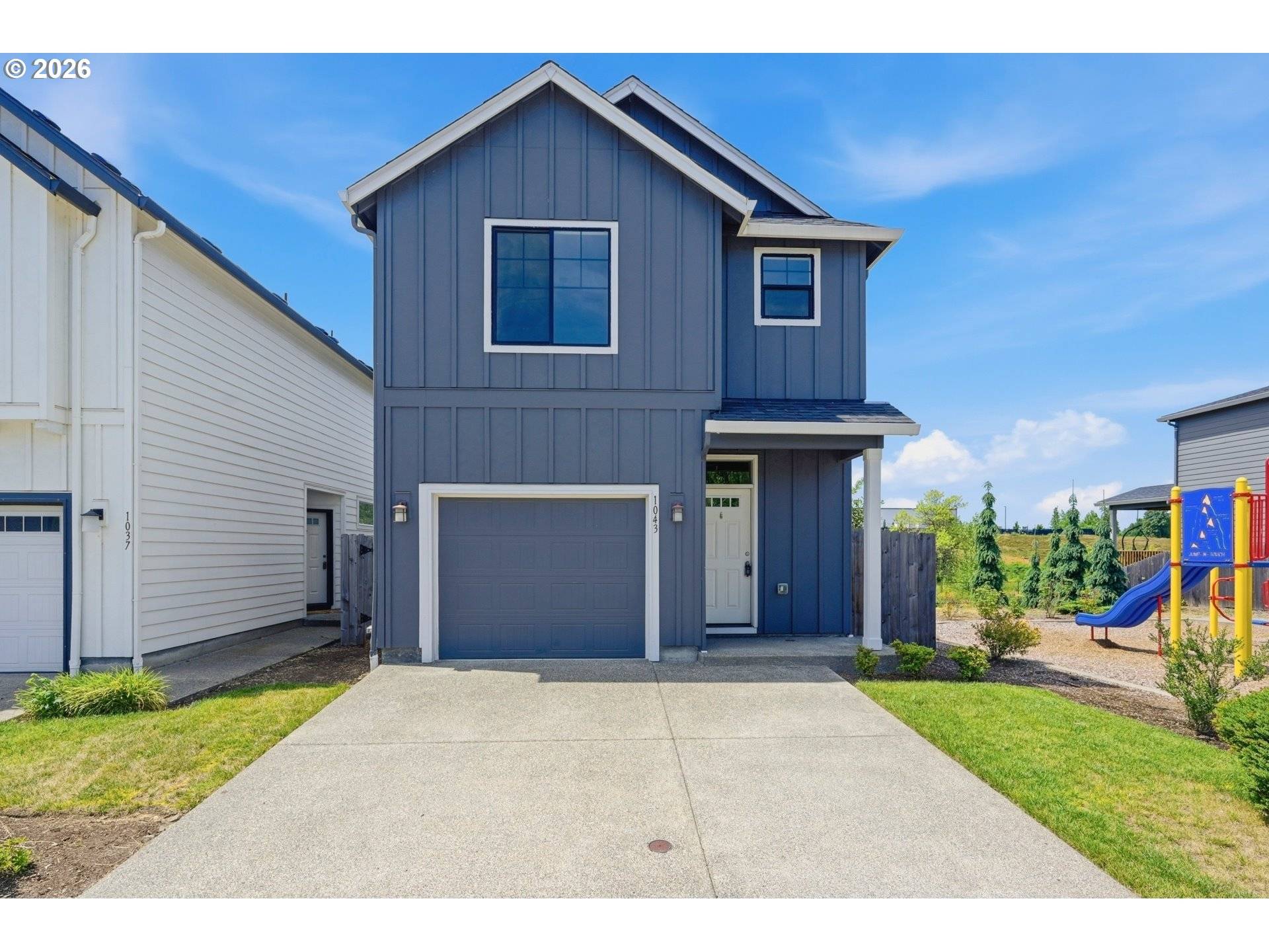 1043 N FAIRHOPE PL, Ridgefield, WA 98642
