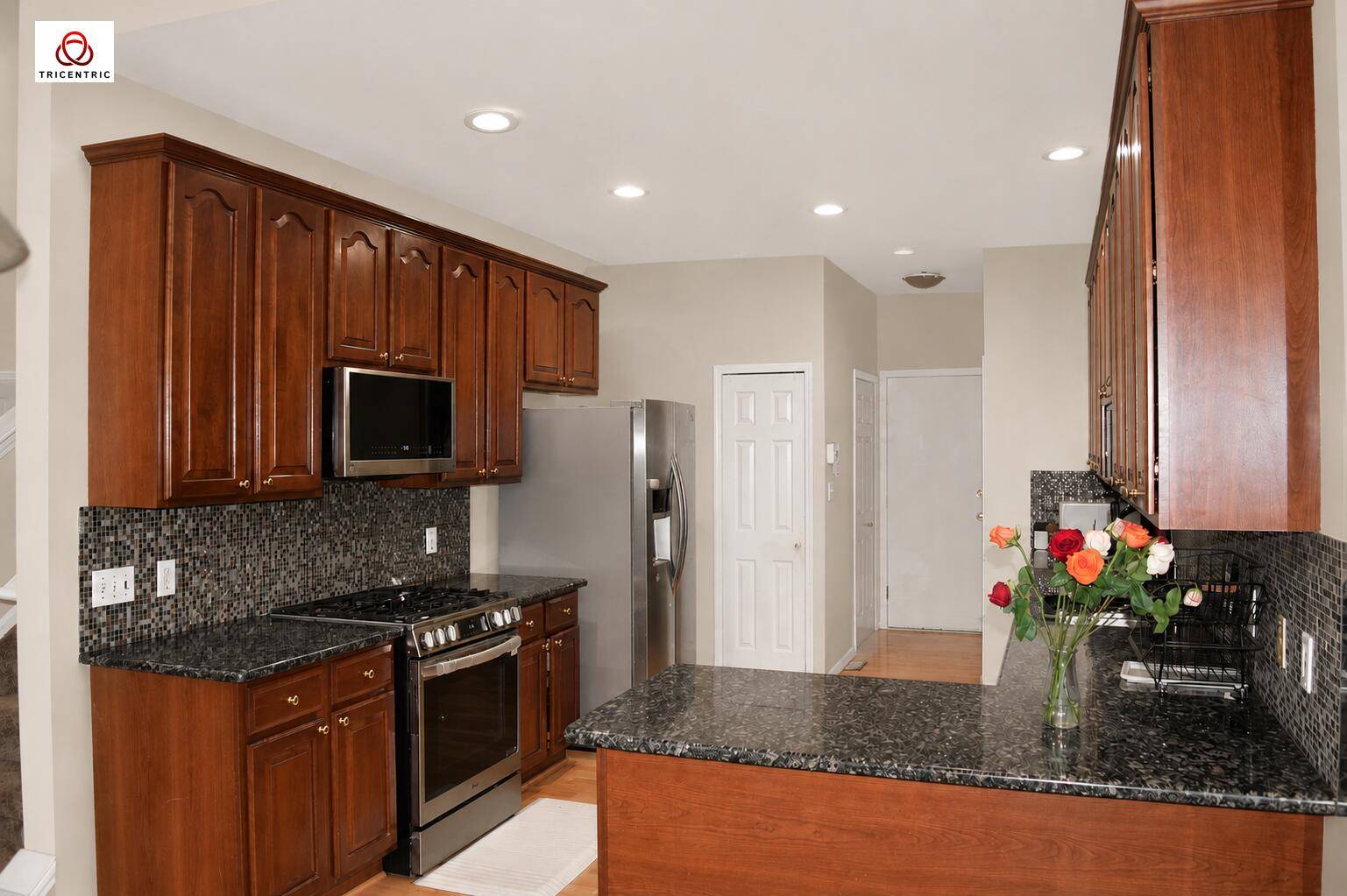 1566 Heron CIR, Canton Twp, MI 48187