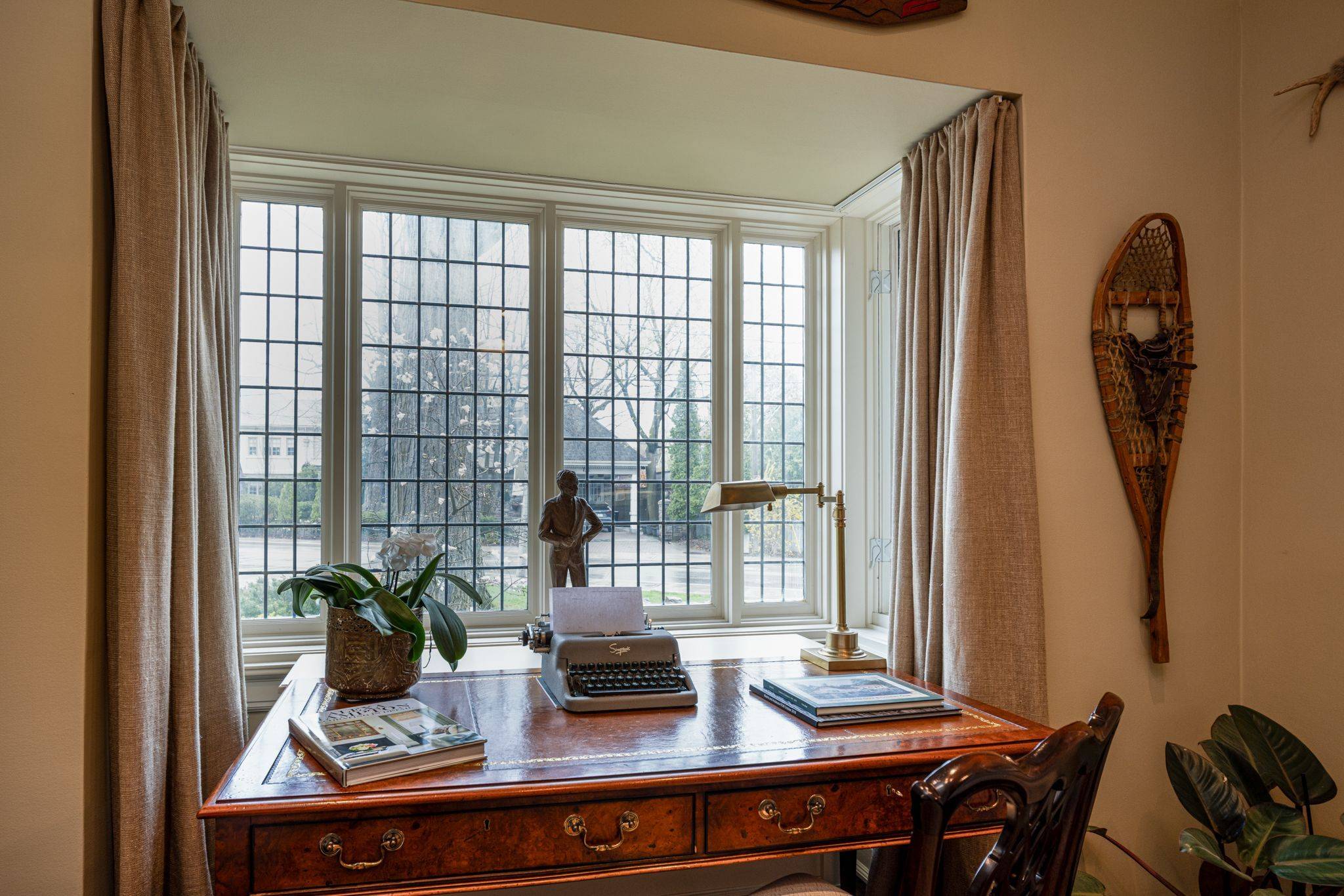 132 Glen RD, Toronto C09, ON M4W 2W3