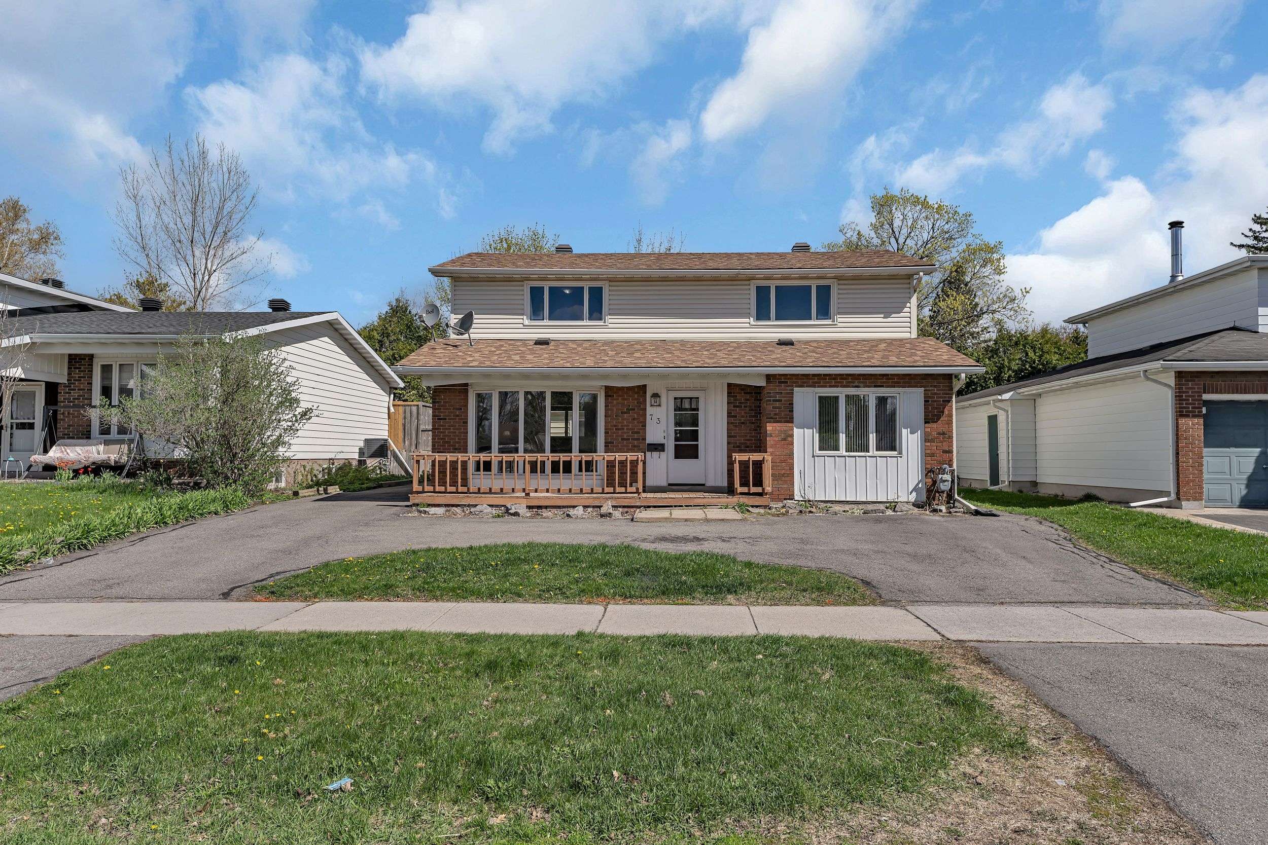 73 Southpark DR, Blackburn Hamlet, ON K1B 3B5