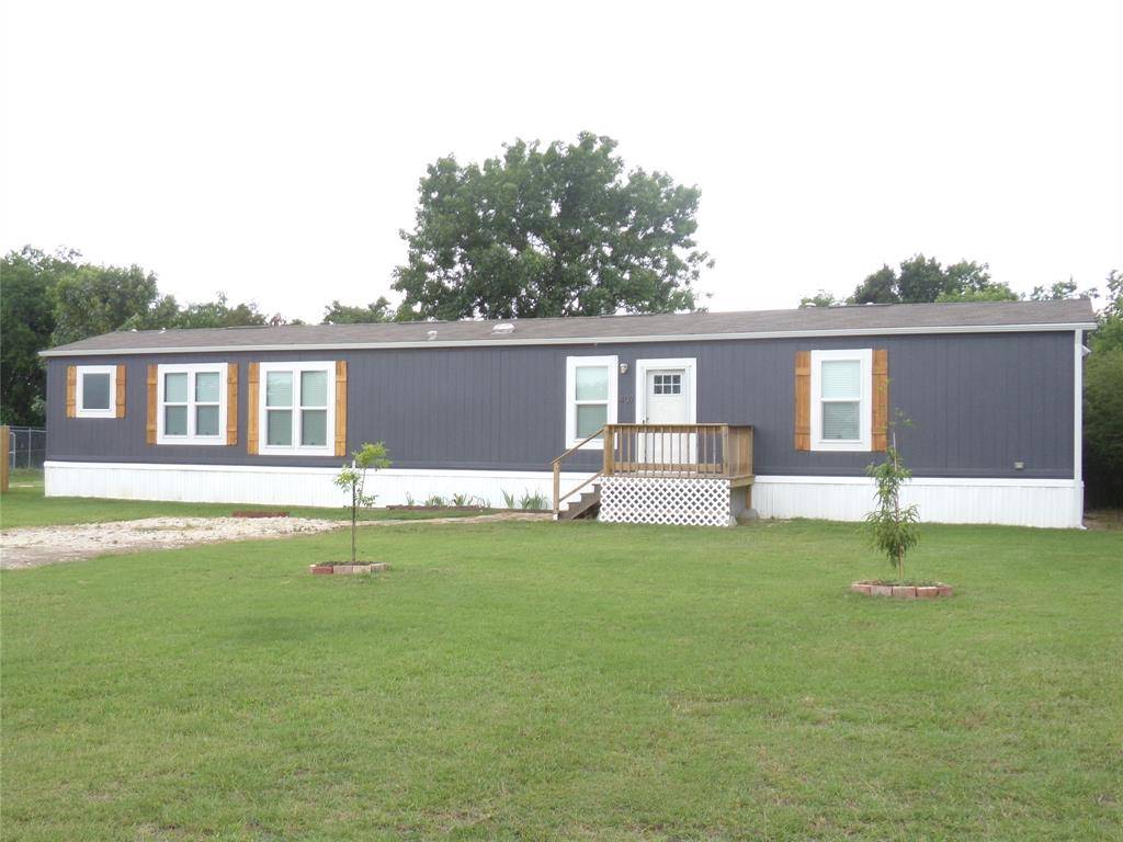 407 SE County Road 3040, Corsicana, TX 75109