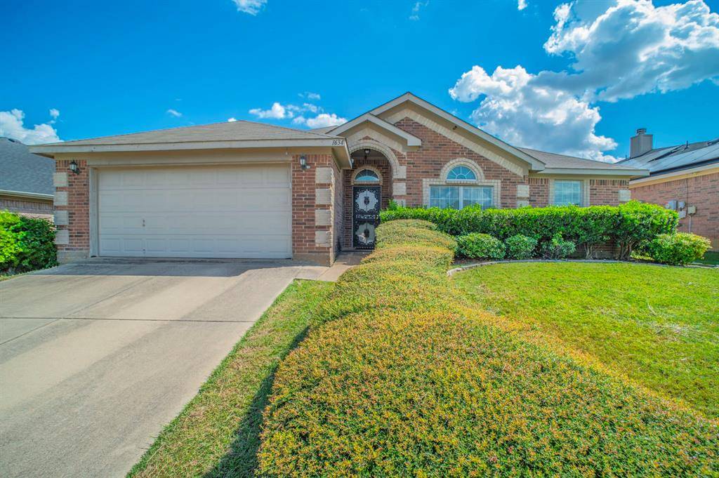 1634 Powder Horn Lane, Arlington, TX 76018