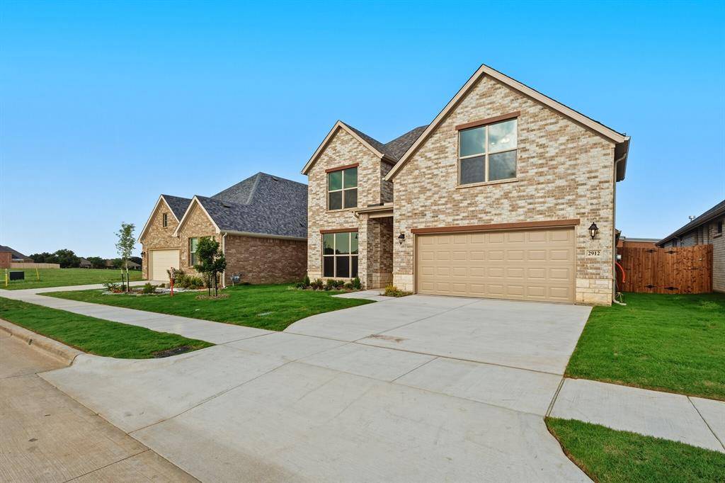 2912 Weslyan Oak Street, Bedford, TX 76021