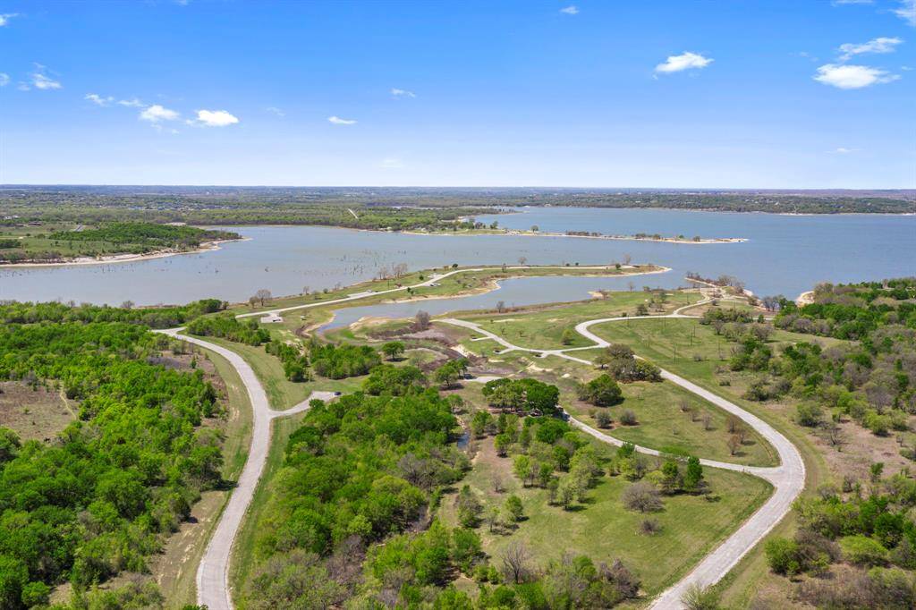 1013 Fairfax Court, Crowley, TX 76036
