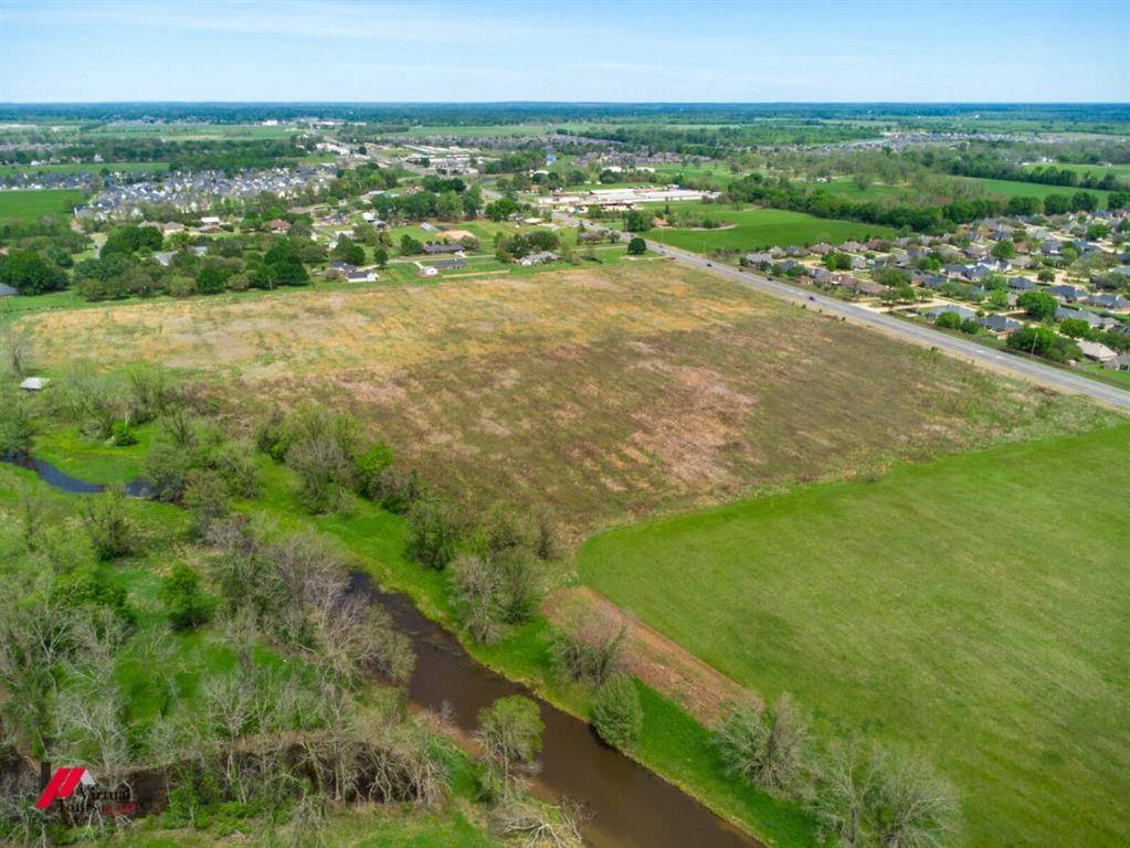 1 Airline Drive, Bossier City, LA 71111