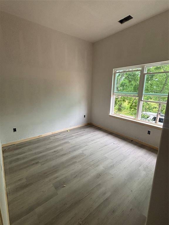 308 S Mill Street, Saint Jo, TX 76265