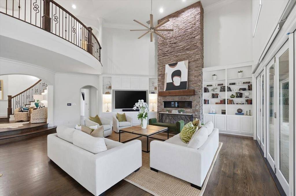 4153 Idlewild Drive, Fort Worth, TX 76107