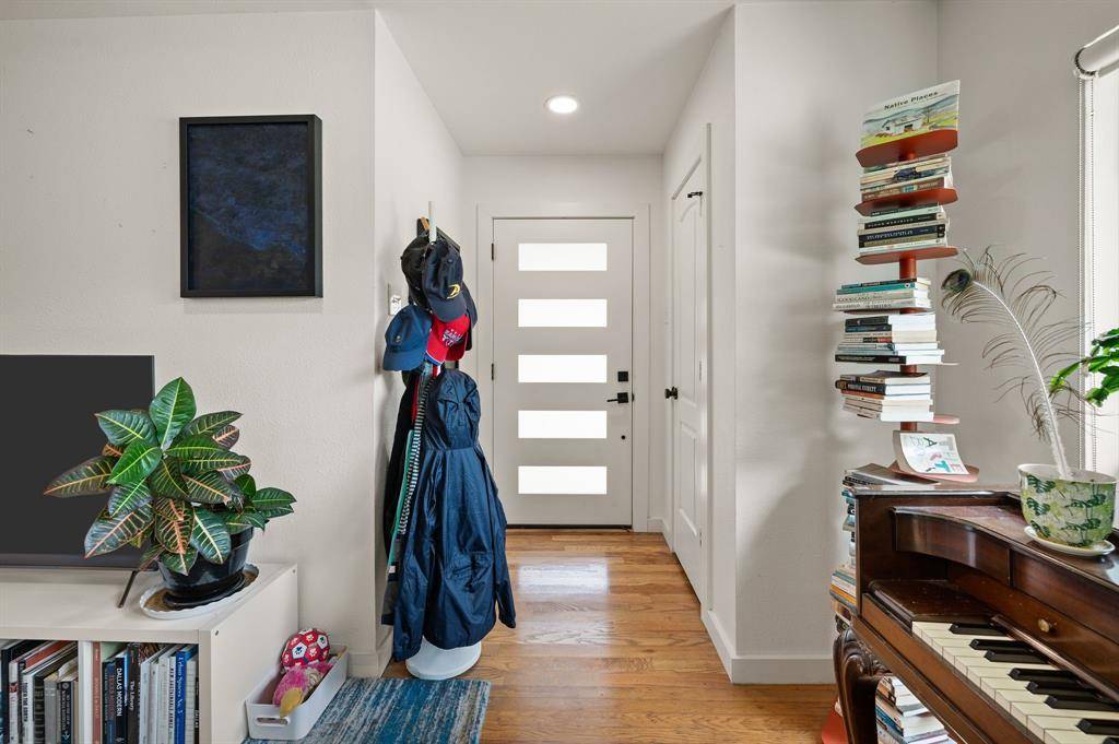 8852 Larchwood Drive, Dallas, TX 75238