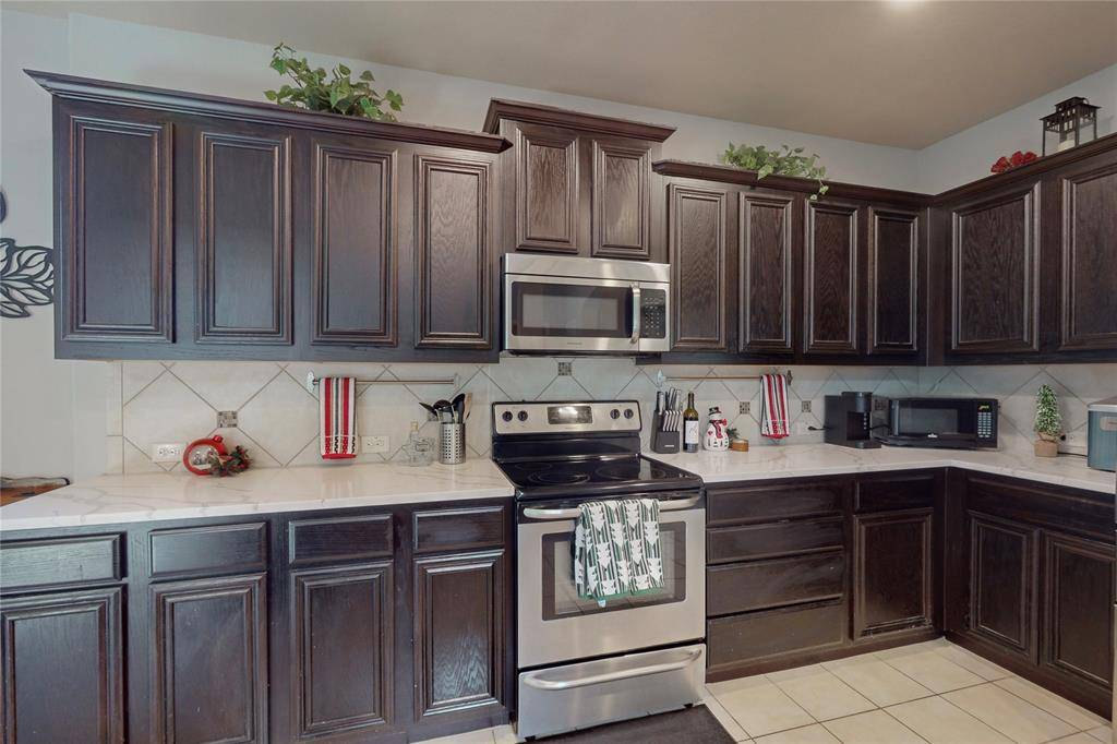 1621 Applegate Way, Royse City, TX 75189