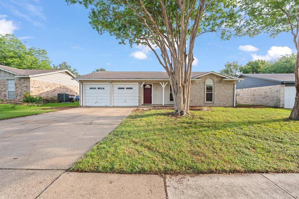 1013 Waverly Drive, Arlington, TX 76015