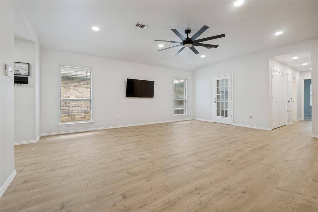 617 Alabaster Place, Cedar Hill, TX 75104