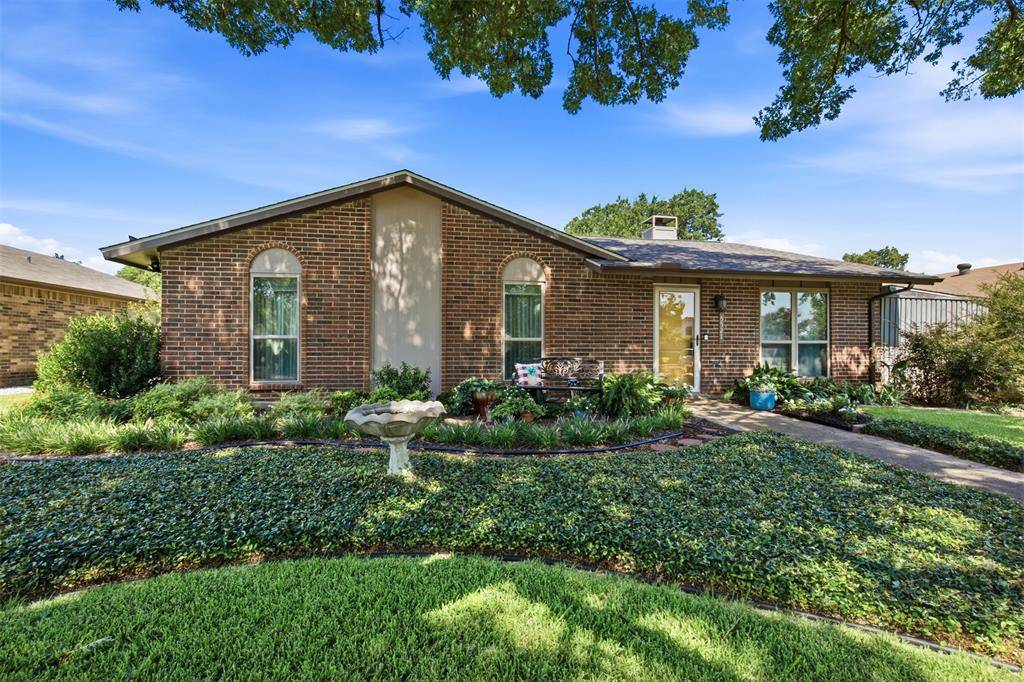 5521 Pike Place, Garland, TX 75044