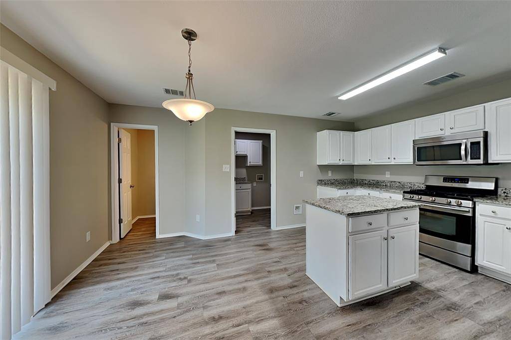 1056 Silver Spur Lane, Fort Worth, TX 76179