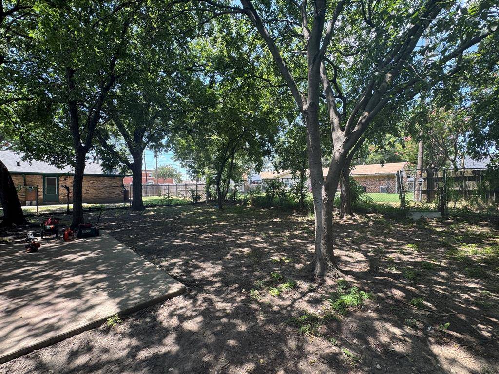 217 E Kimbrough Street, Mesquite, TX 75149
