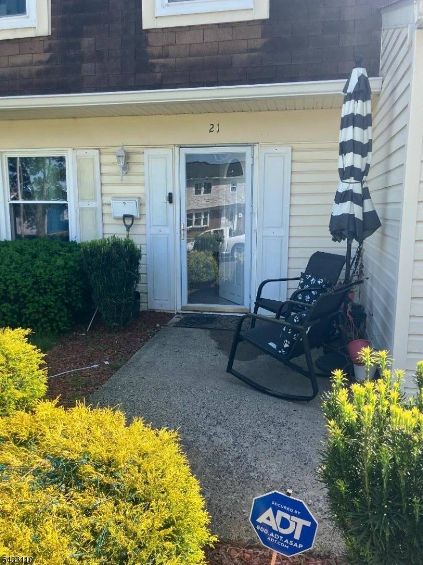 21 Trescott Ln, Willingboro Twp., NJ 08046