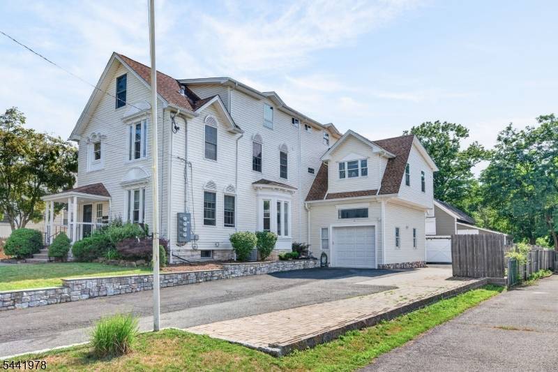262 Prospect Ave, Dunellen Boro, NJ 08812