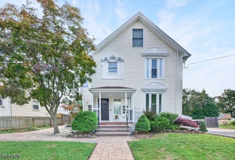 262 Prospect Ave, Dunellen Boro, NJ 08812