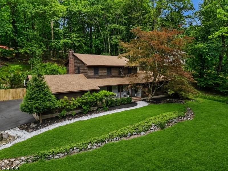 32 Cherryville Hollow Rd, Raritan Twp., NJ 08822
