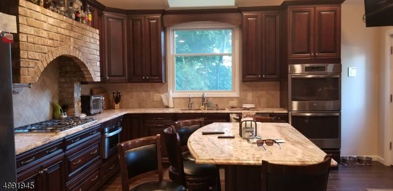 16 Offord St, Passaic City, NJ 07055