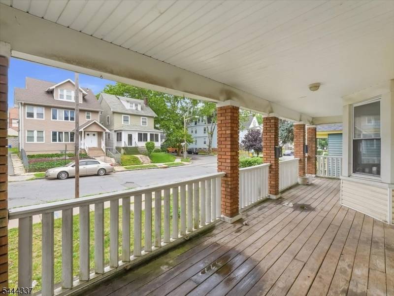50 Arsdale Ter, East Orange City, NJ 07018