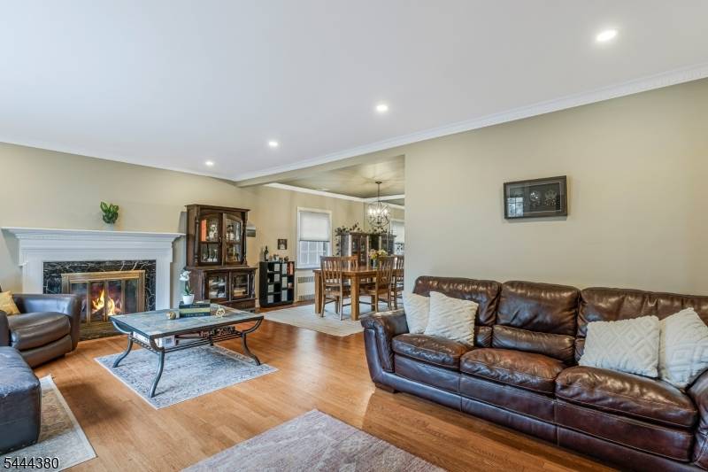 307 Minute Arms Rd, Union Twp., NJ 07083