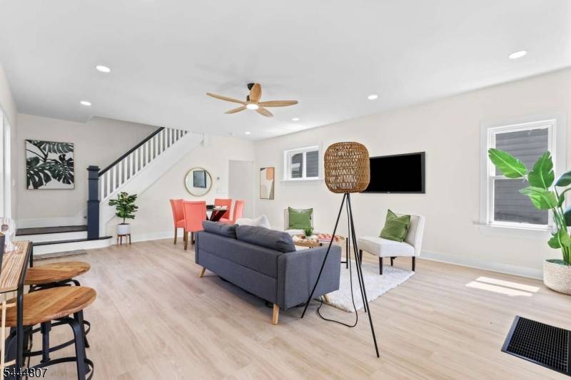 304 Irwin St, Phillipsburg Town, NJ 08865
