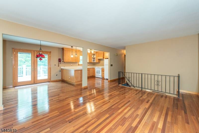 20 County Road 521, Hampton Twp., NJ 07860