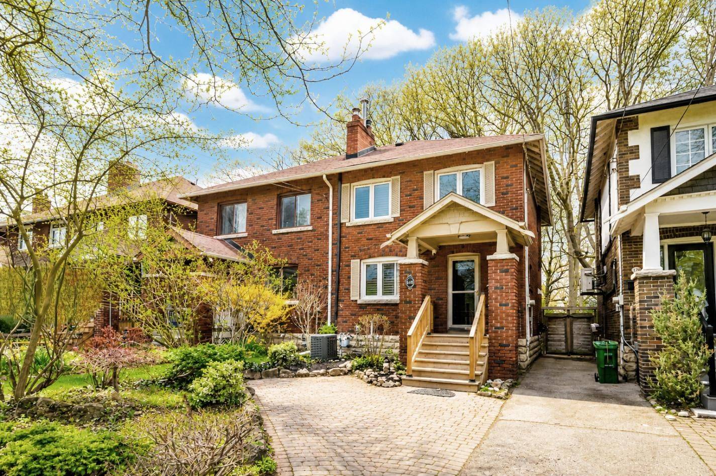 168 Moore AVE, Toronto C09, ON M4T 1V8