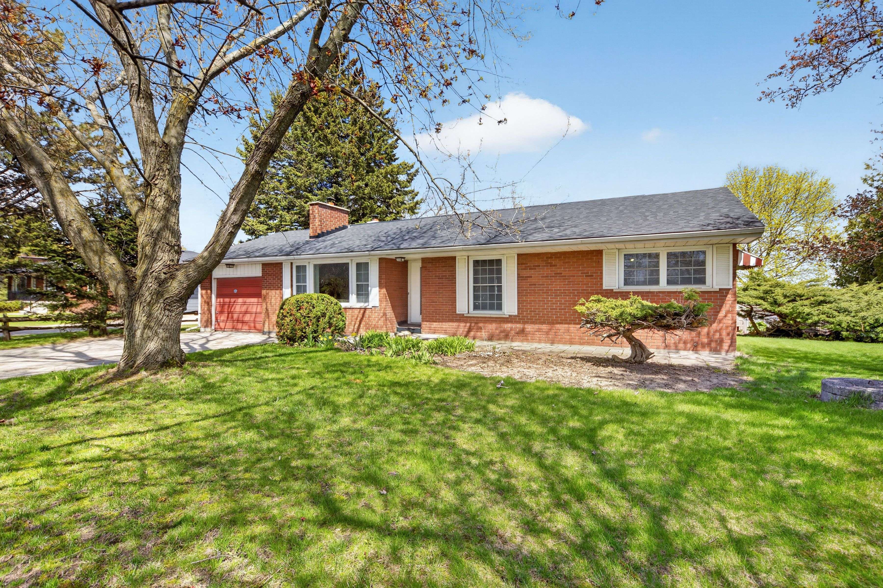 3836 County Rd 88 RD, Bradford West Gwillimbury, ON L3Z 3K7
