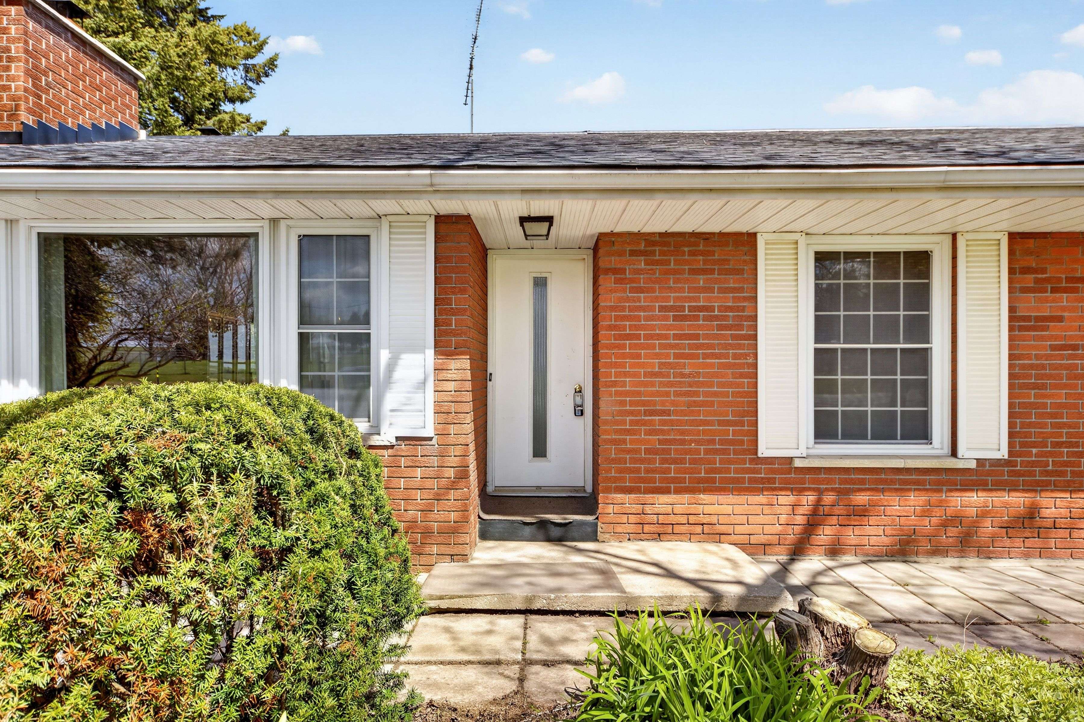3836 County Rd 88 RD, Bradford West Gwillimbury, ON L3Z 3K7