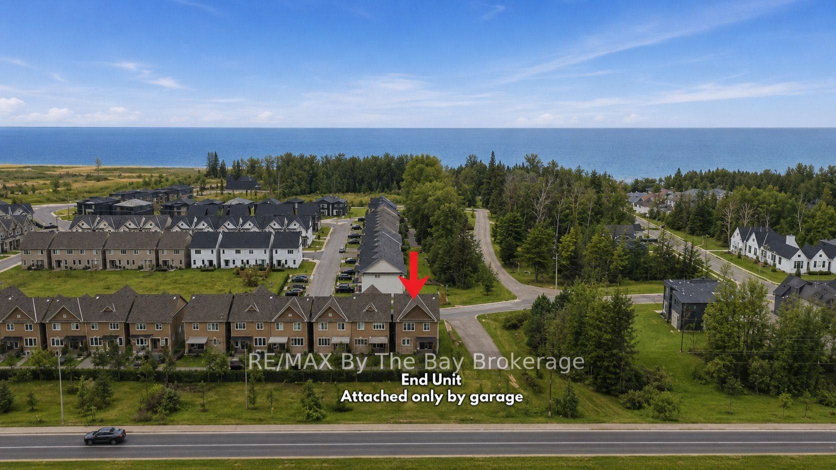126 Delphi LN, Blue Mountains, ON N0H 1J0