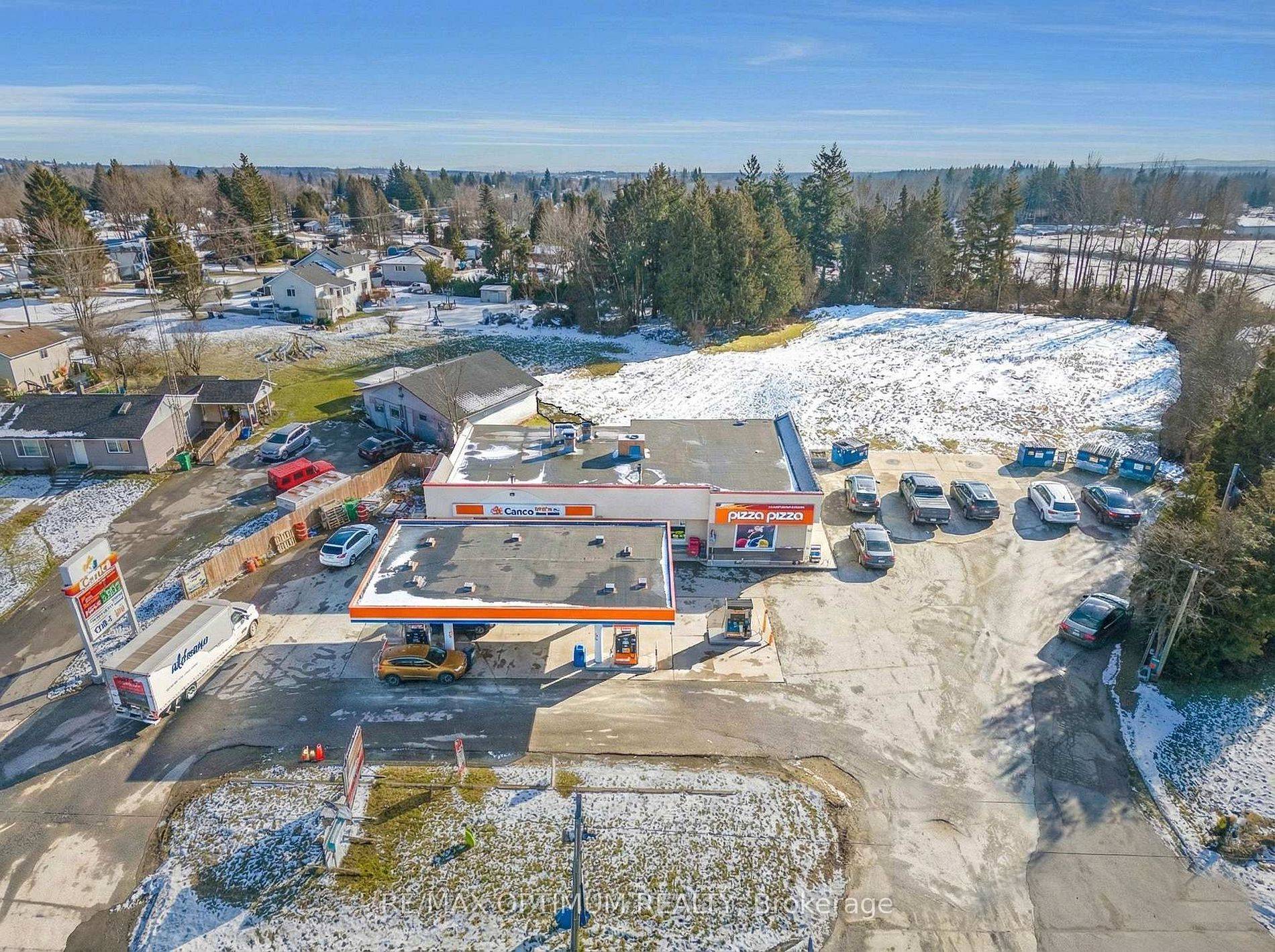10075 Sunset RD, Southwold, ON N5P 3T2