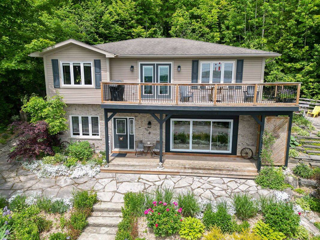 149 Mallory Beach RD, South Bruce Peninsula, ON N0H 2T0