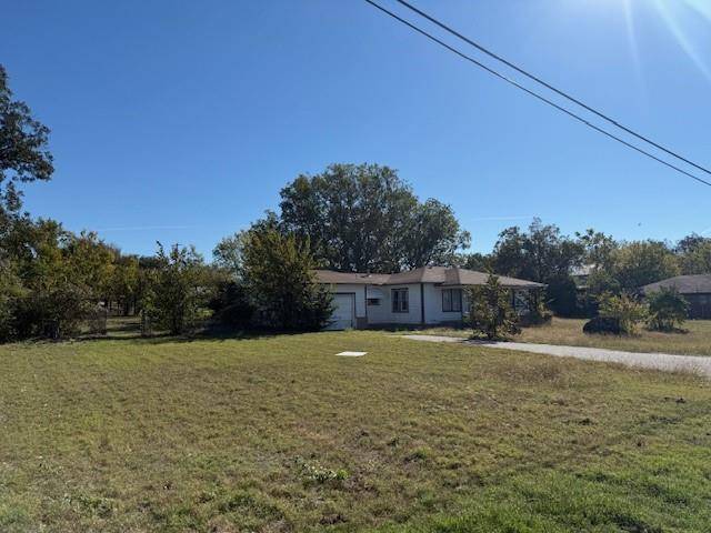 614 N Main Street, Springtown, TX 76082