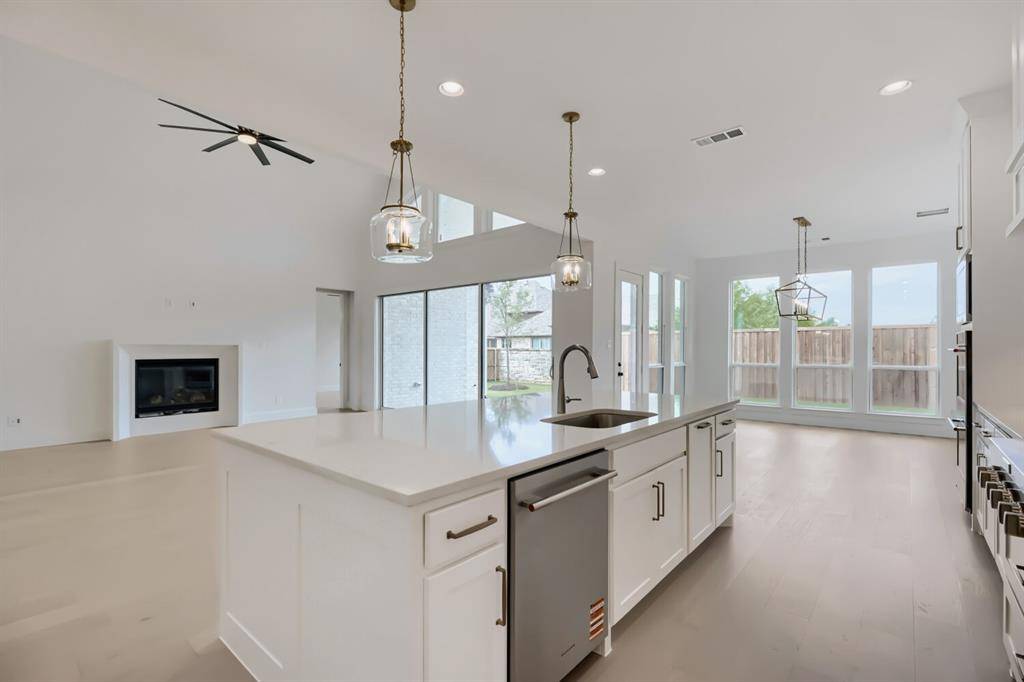 611 Falls Drive, Prosper, TX 75078