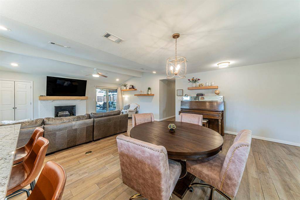 210 Bexar Drive, Highland Village, TX 75077