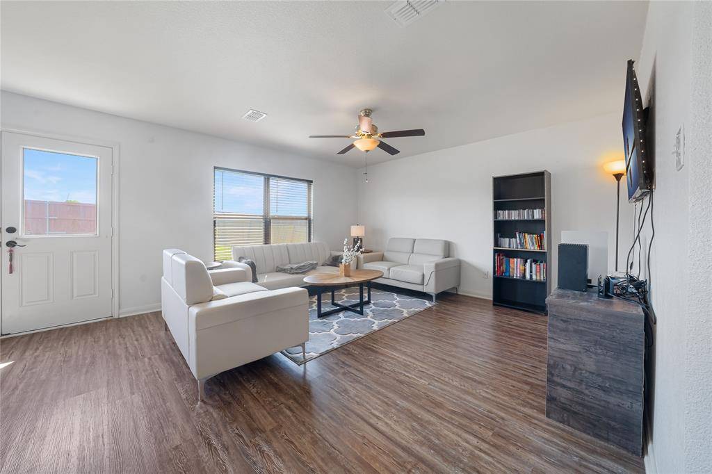 4505 Mares Tail Drive, Forney, TX 75126