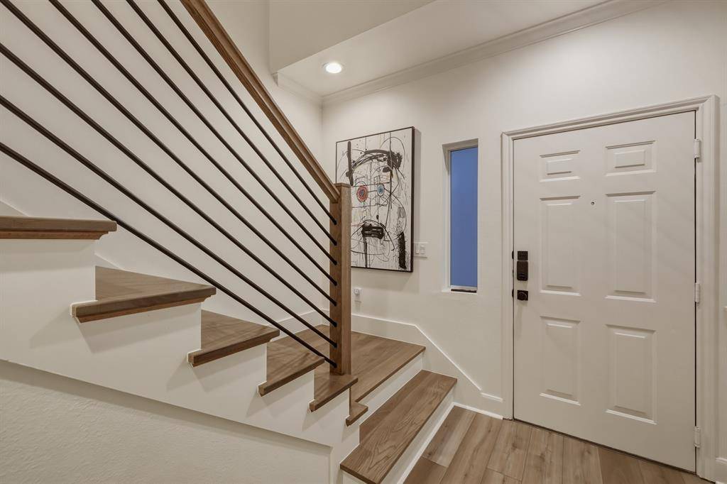 4904 Live Oak Street #2, Dallas, TX 75206