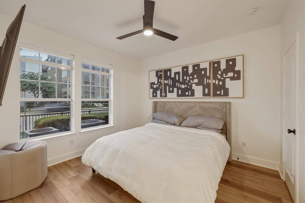 4904 Live Oak Street #2, Dallas, TX 75206